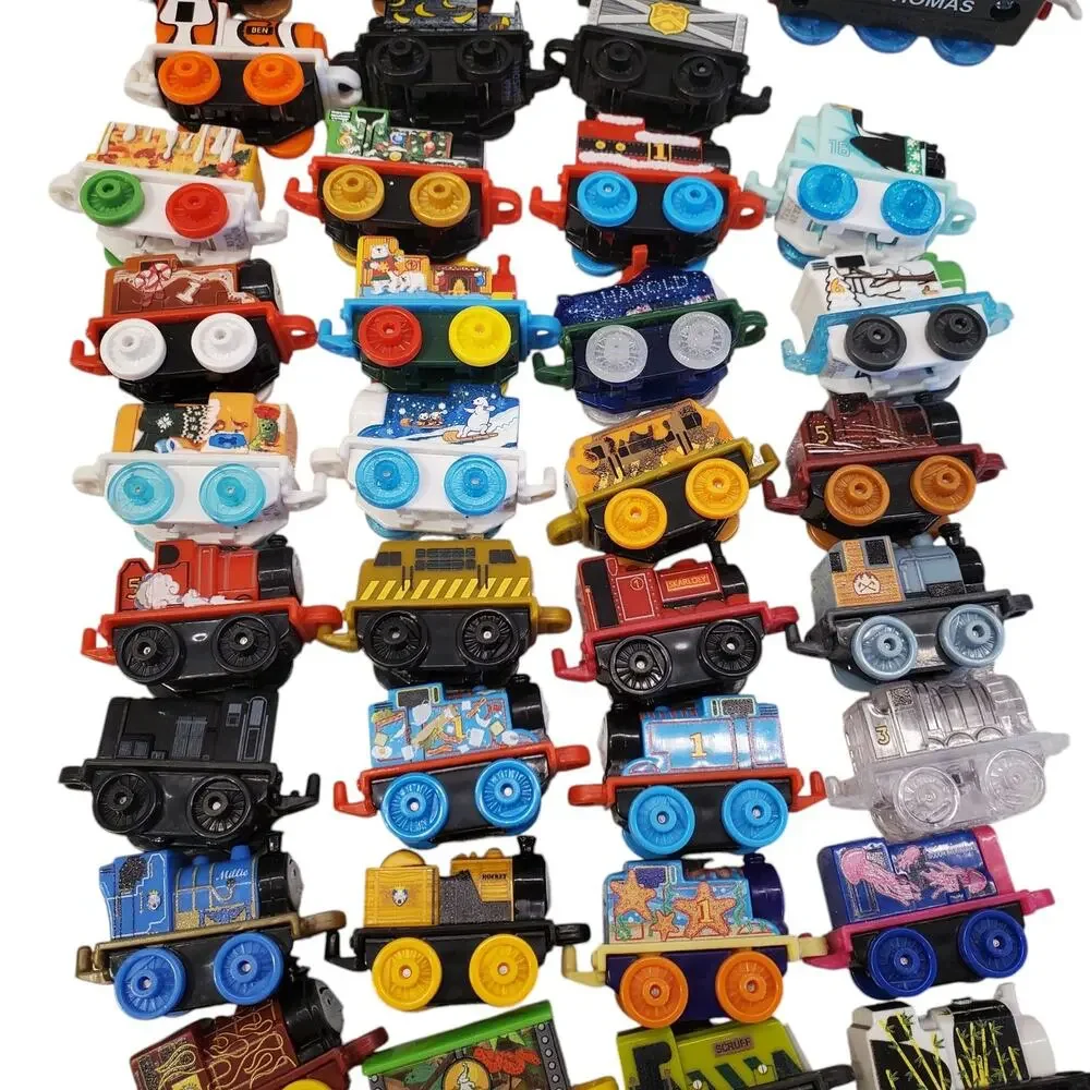 Thomas The Train MINIS Advent Winter Miniature Train Engines Crystal Cargo